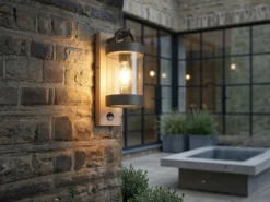 LED Außenwandleuchte Laterne Holzoptik mit Bewegungsmelder, Höhe 33cm