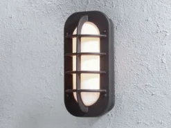 LED Außenwandleuchte mit Steckdose, Alu Schwarz & Opalglas, Höhe 36cm