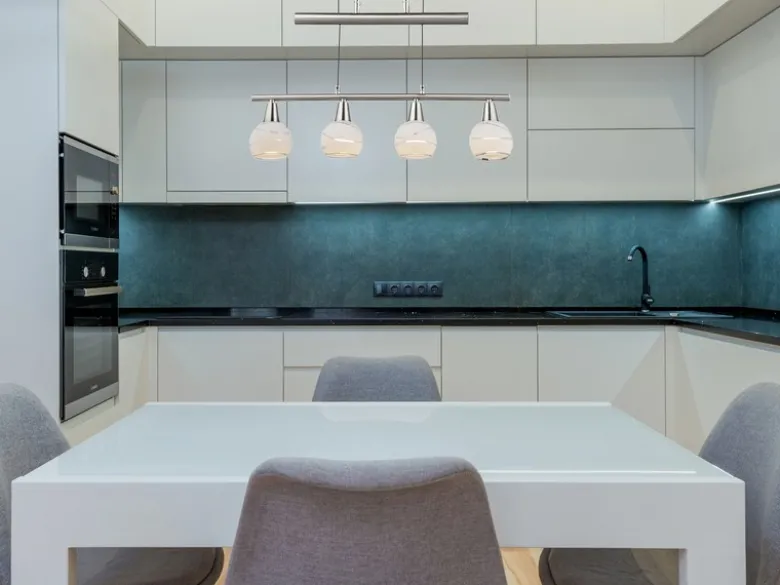 LED Balkenpendelleuchte ELLIOT 4-flammig, höhenverstellbar bis 160cm, B: 60cm