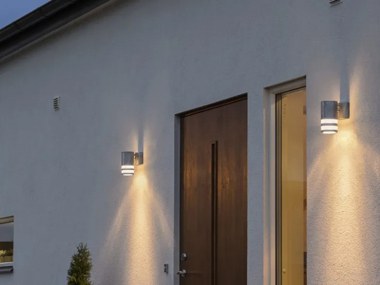 LED Design Außenwandleuchte Downlight aus Stahl Höhe 15,5cm, Silber