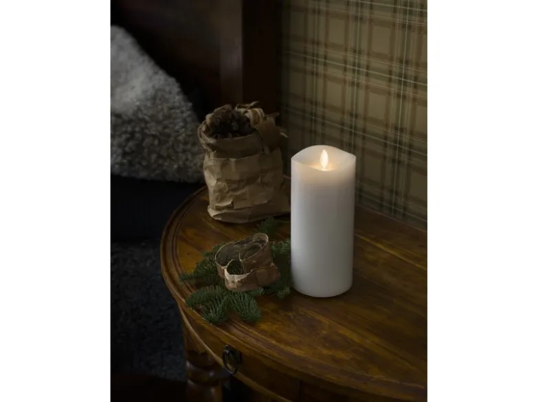 LED Duftkerze mit 6h Timer, flackernd, Höhe 18cm, Batteriebetrieb, 4 Düfte