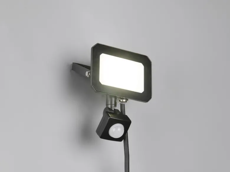 LED Flutlichtstrahler mit Bewegungsmelder 20W, IP44, mit Anschlussbox