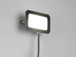 LED Flutlichtstrahler 30W, Aluminium Schwarz, IP65, mit Anschlussbox