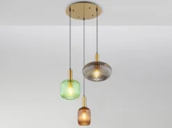 LED Pendelleuchte aus Rillenglas bunt mit 3 Glasschirmen, Ø 55cm