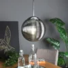 LED Pendelleuchte einflammig mit Relief Glaskugel aus Rauchglas, Ø 25cm