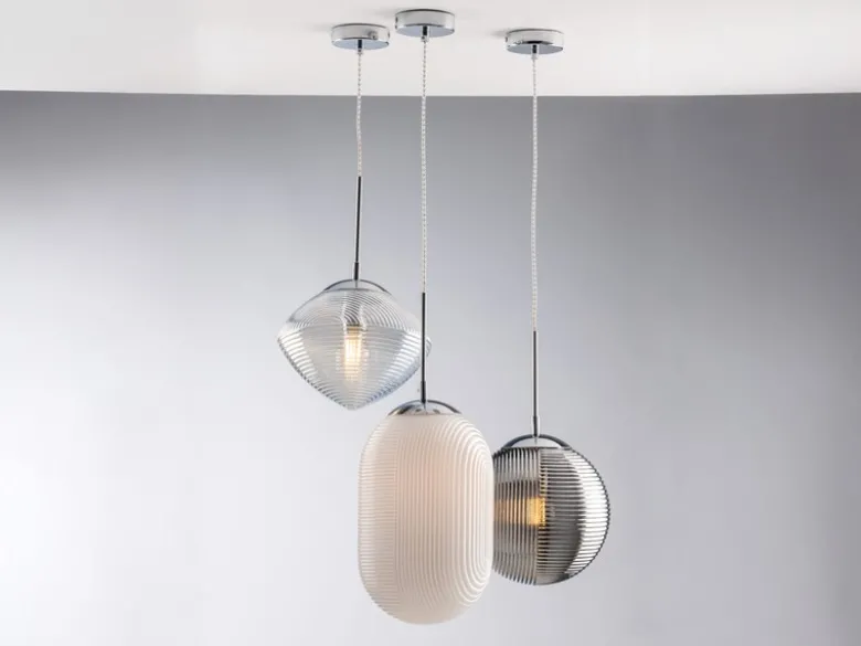 LED Pendelleuchte einflammig mit Relief Glasschirm in Blau, Ø 26cm