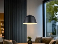 LED Pendelleuchte 1-flammig aus Metall höhenverstellbar in Schwarz, Ø 30cm