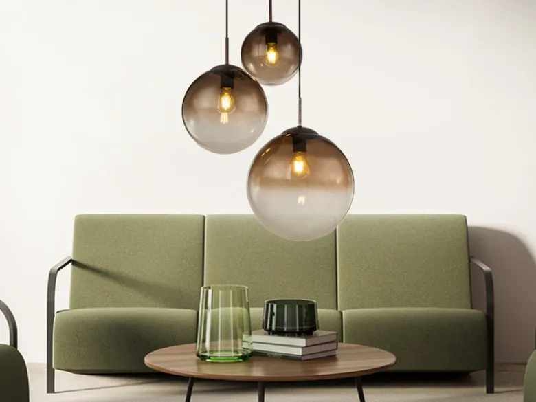 LED Pendelleuchte 3-flammig mit Glaskugeln aus Amberglas, Ø 51cm