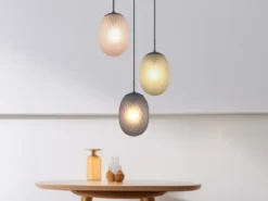 LED Pendelleuchte 3-flammig mit farbigen ovalen Glasschirmen, Ø 43cm