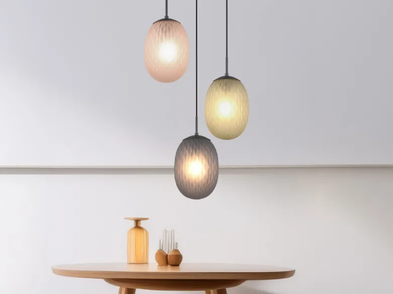 LED Pendelleuchte 3-flammig mit farbigen ovalen Glasschirmen, Ø 43cm
