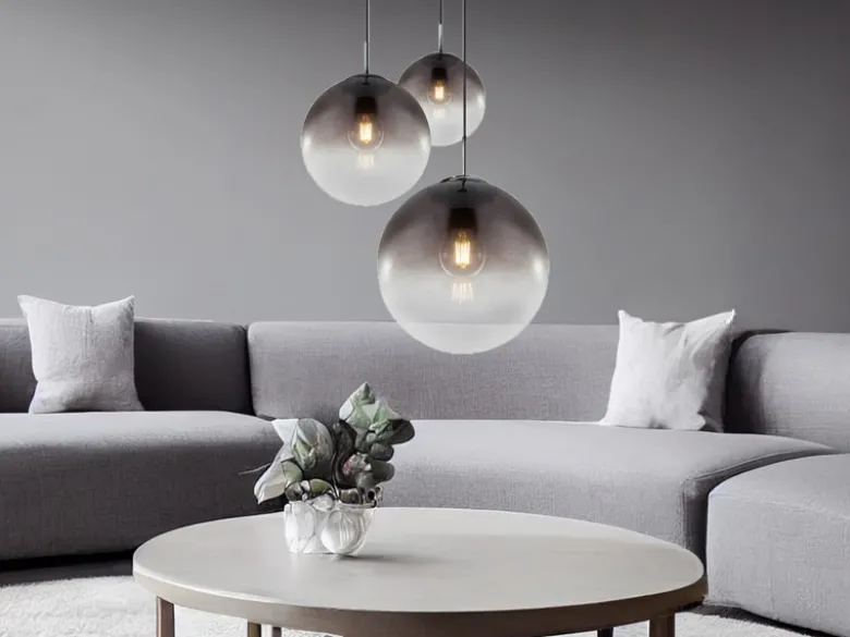 LED Pendelleuchte 3-flammig mit Glaskugeln aus Rauchglas, Ø 51cm