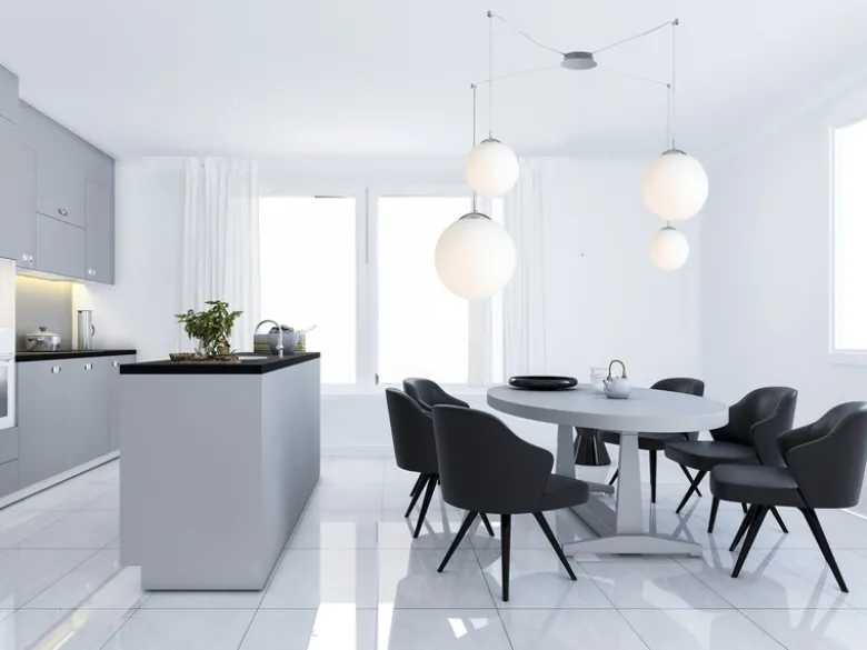 LED Pendelleuchte 4 flammig mit Glaskugeln Opalweiß, Abhängung bis 250cm