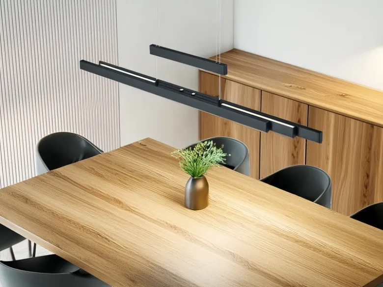 LED Pendelleuchte TRAJAN ausziehbar höhenverstellbar Schwarz, max. Breite 150cm