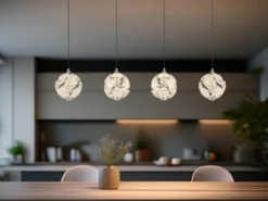 LED Pendelleuchte VIRINA 4-flammig Silber mit Kristall Glaskugeln, Breite 93cm