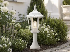 LED Sockelleuchte aus Aluminium Weiß, antike E27 Gartenlaterne, Höhe 55cm