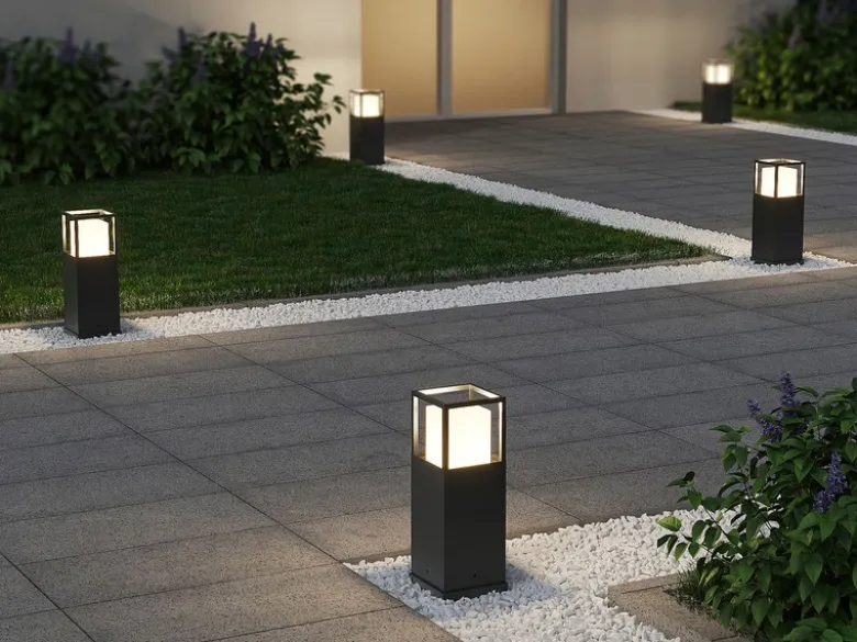 LED Sockelleuchte WITHAM in Anthrazit, Lichttemperatur einstellbar, Höhe 40cm