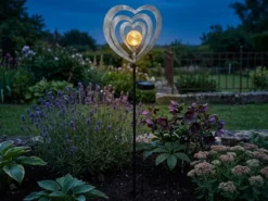 LED Solar Gartenstecker mit drehbaren Herzen & Erdspieß Silber-Grau, Höhe 82cm