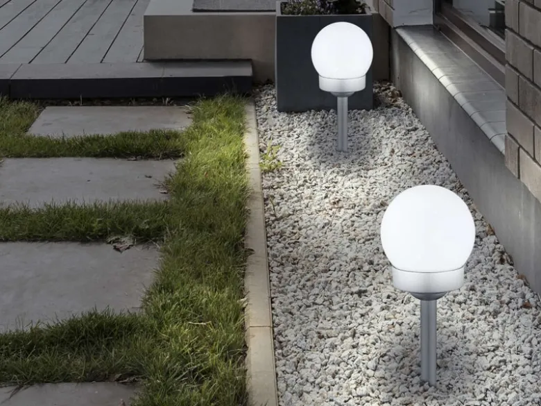 LED Solarkugeln Garten - 3er SET, Leuchtkugel Ø 10cm mit Erdspieß