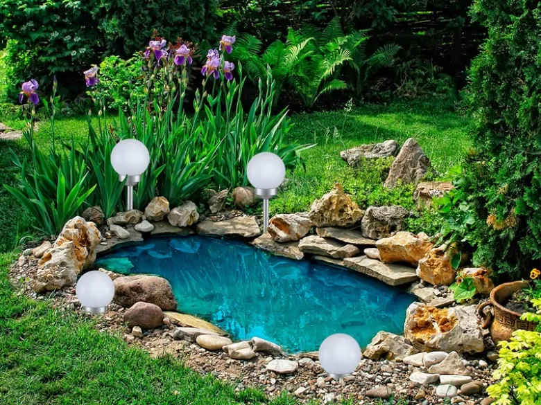 LED Solarkugeln Garten - 2er SET, Leuchtkugel Ø 20cm mit Erdspieß