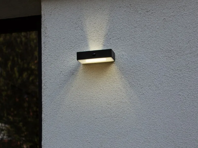 LED Solar Wandleuchte 2er SET Up and Down, Bewegungsmelder, per App steuerbar