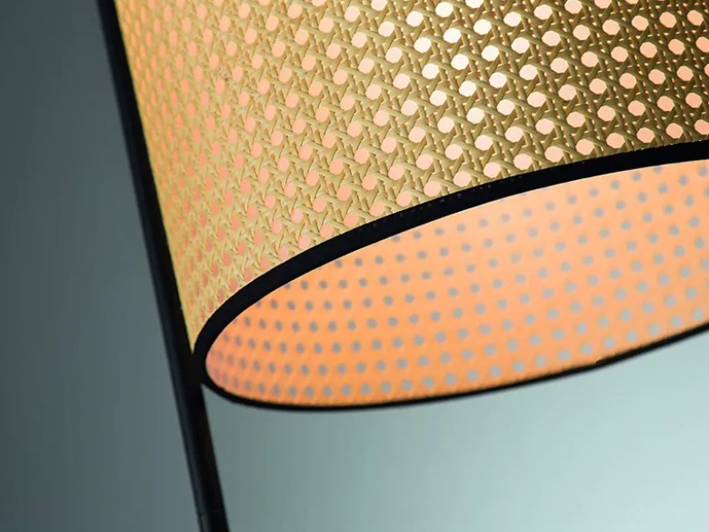 LED Stehlampe Schwarz mit Lampenschirm rund Rattan Optik, Höhe 150cm