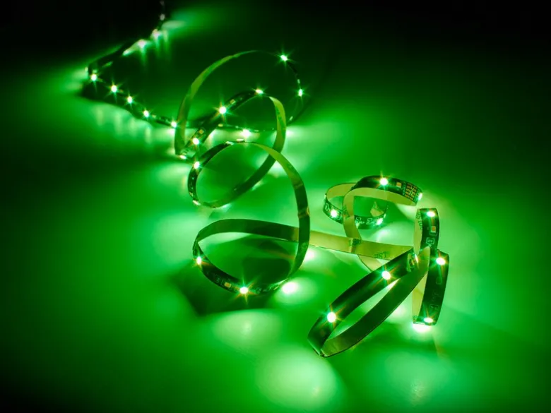 LED Streifen GRIP mit Fernbedienung, RGB Farbwechsel & Dimmer - 5 Meter