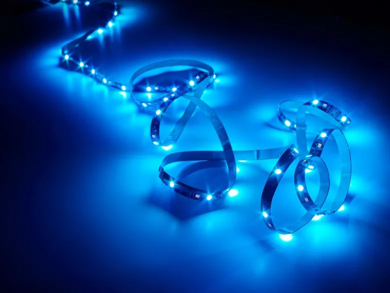 LED Streifen GRIP mit Fernbedienung, RGB Farbwechsel & Dimmer - 5 Meter