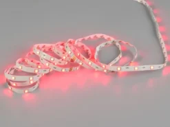LED Streifen RGB STRIPE mit Fernbedienung für Innen - Länge 5 Meter