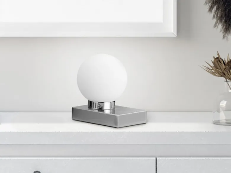 LED Tischleuchte Glaskugel Weiß Sockel Silber - Touch dimmbar, Höhe 15cm