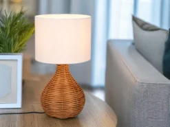 LED Tischleuchte mit Rattangeflecht und Stoffschirm Weiß, Höhe 40cm