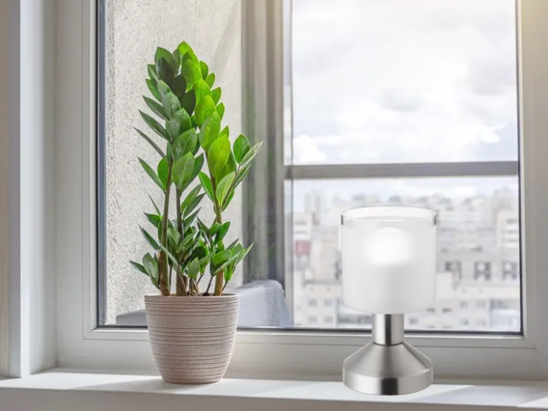 LED Tischleuchte Silber matt ON/OFF über Touch Sensor, Höhe 17cm