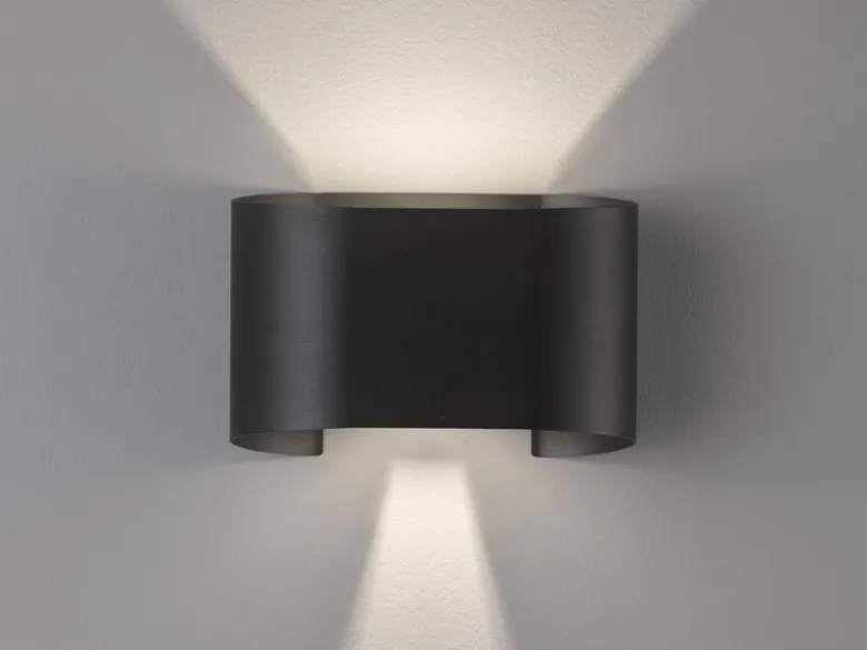 LED Updown Wandleuchte WALL Schwarz für Innen & Außen - 18cm breit