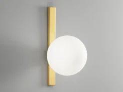 LED Wandleuchte 1-flammig Gold mit Glaskugel Opalweiß, Höhe 28cm