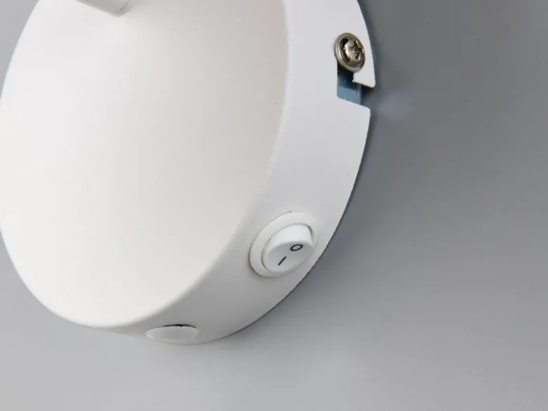 LED Wandstrahler mit Schalter & Rattan Lampenschirm, Breite 13cm