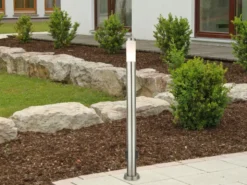 LED Wegeleuchte aus Edelstahl in Silber mit zwei Steckdosen, Höhe 110cm