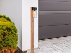 LED Wegeleuchte aus Edelstahl in Holzoptik mit rauchfarbigem Glas, Höhe 100cm