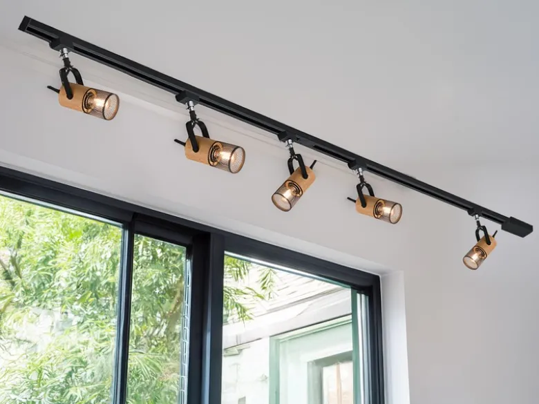 Lichtschienensystem mit 5 Holz Spots & Einspeisung 3-adrig, Länge 202,5cm
