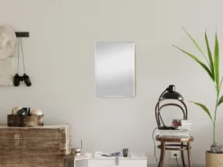 Minimalistischer Wandspiegel SOFIA mit Facettenschliff 40x60 cm