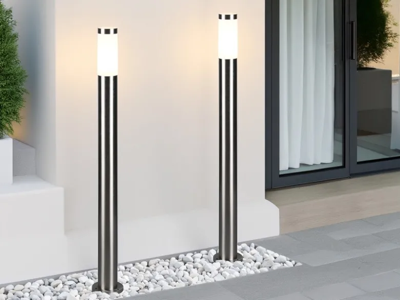 Moderne LED Pollerleuchte aus Edelstahl in Silber, Höhe 80cm