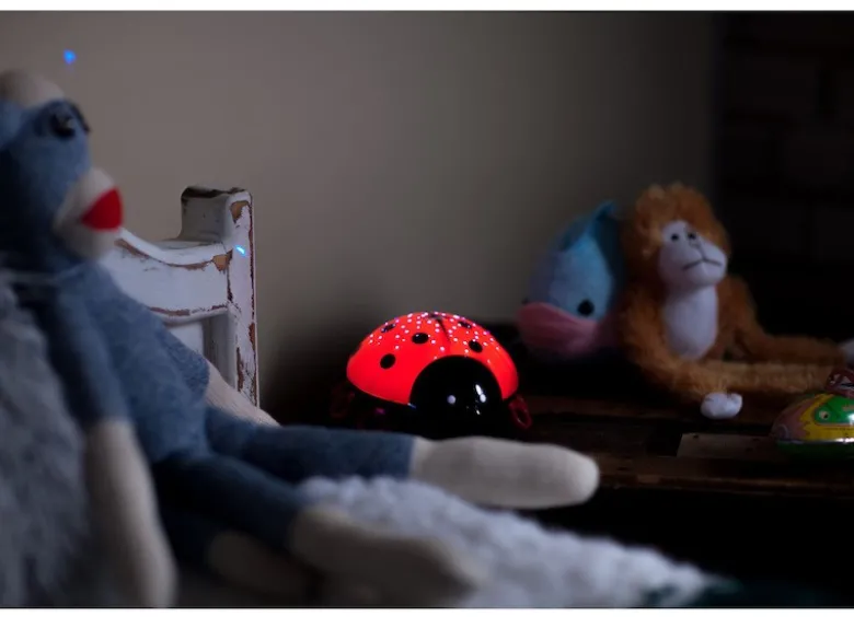 Nachtlicht BEETLESTAR, Sternprojektor mit LED-Farbwechsler, Abschaltautomatik