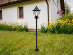 Nostalgische LED Wegeleuchte aus Aluminium in schwarz 125cm Höhe IP44