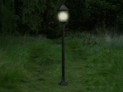 Nostalgische LED Wegeleuchte aus Aluminium in schwarz 125cm Höhe IP44