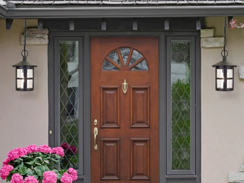Outdoor Pendelleuchte HEREFORD aus Alu im Landhausstil, Schwarz Ø15cm
