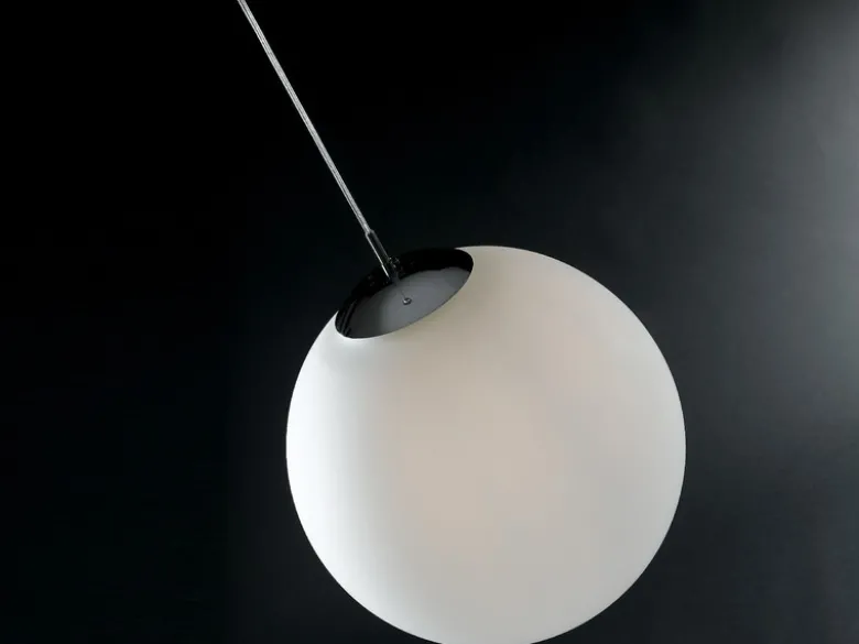 Pendelleuchte CITY einflammig Glaskugel Opalweiß, Ø 45cm