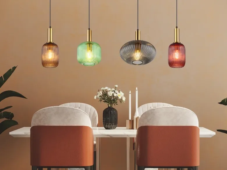 Pendelleuchte NORMY 4-flammig aus Rillenglas Bunt, Breite 115cm
