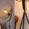 Retro Stehleuchte LED GRID schwenkbarer Gitterschirm aus Metall Anthrazit, 146cm