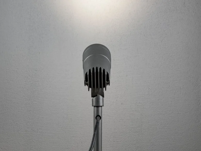 Schwenkbarer LED Gartenstrahler ANDRIA mit Erdspieß & 5mtr. Anschlußkabel, 27cm