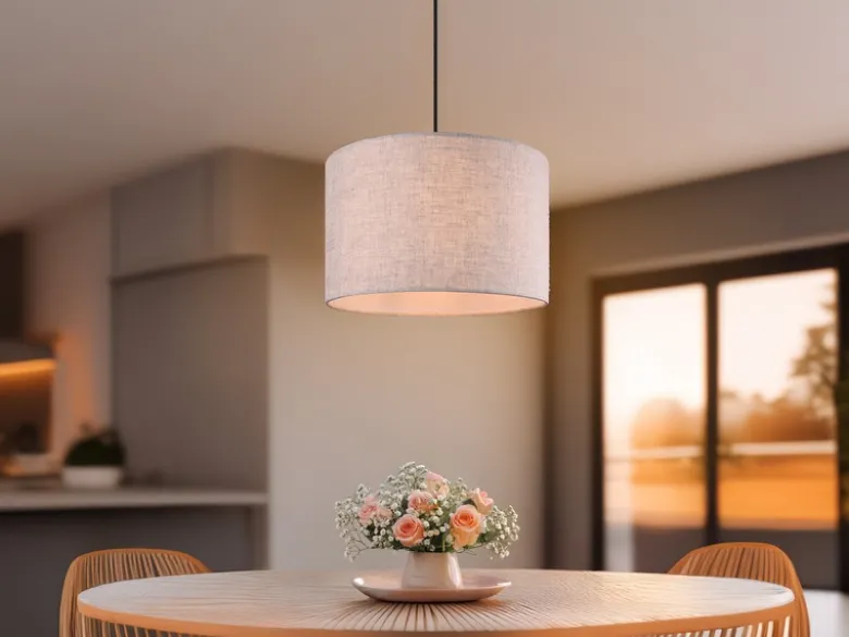 Skandinavische LED Pendelleuchte mit beigem Stoffschirm und Naturholz, Ø 35cm