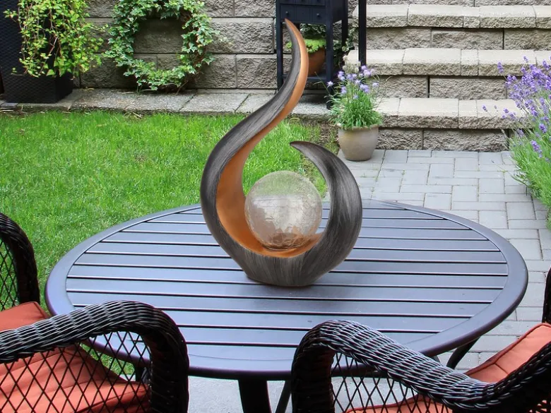 Solarleuchte mit Farbwechsel & Crackleglas Kugel, Schwarz Gold, Höhe 33,5cm