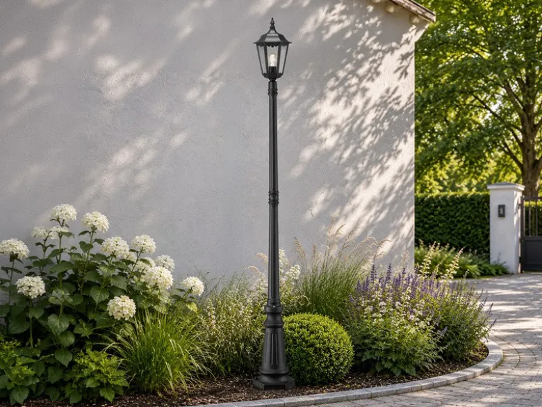Straßenlaterne aus Aluminium Schwarz, antike E27 Mastleuchte, Höhe 210cm